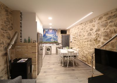 interior casa poble arnes